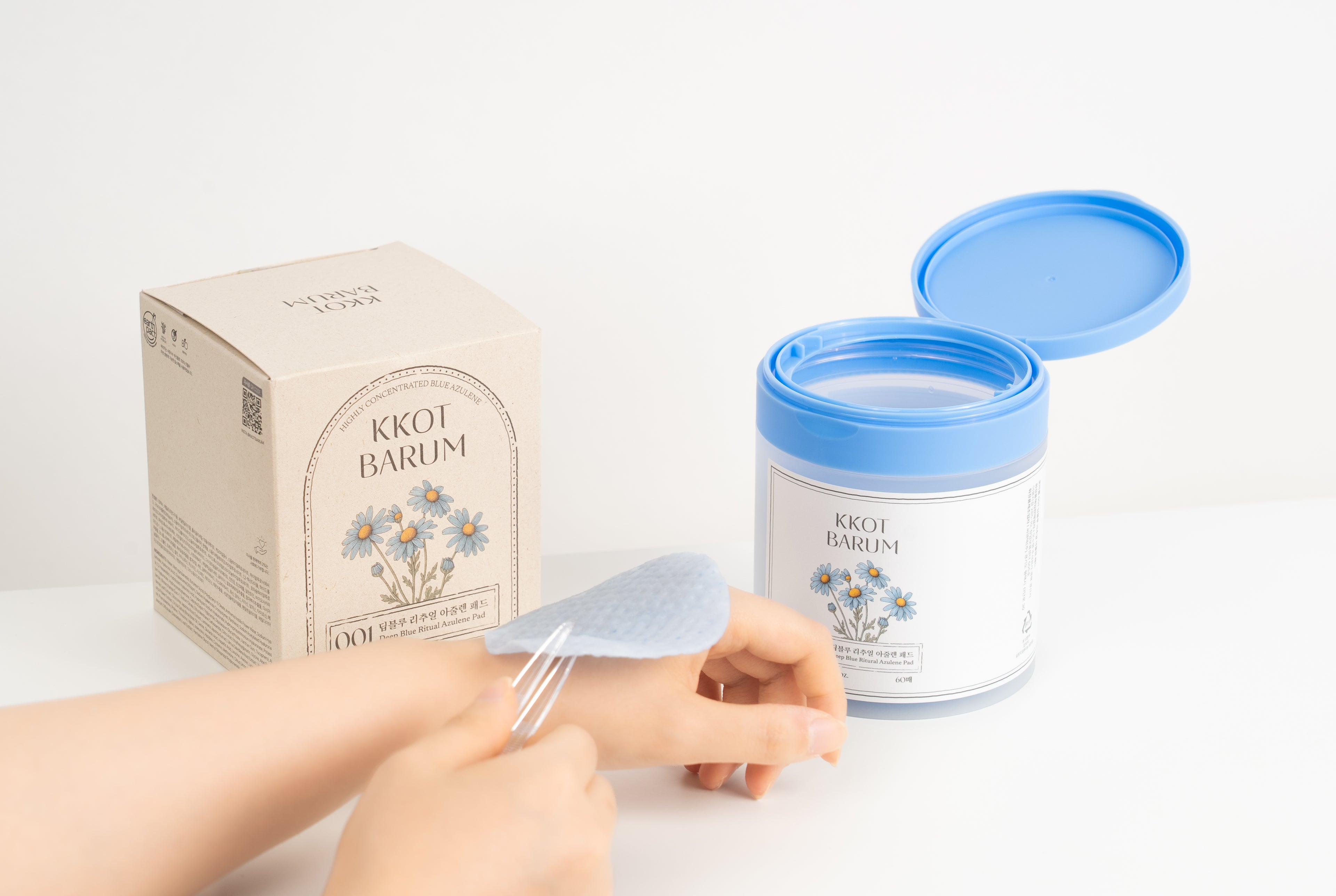 KKOT BARUM 001 DEEP BLUE RITUAL AZULENE PAD